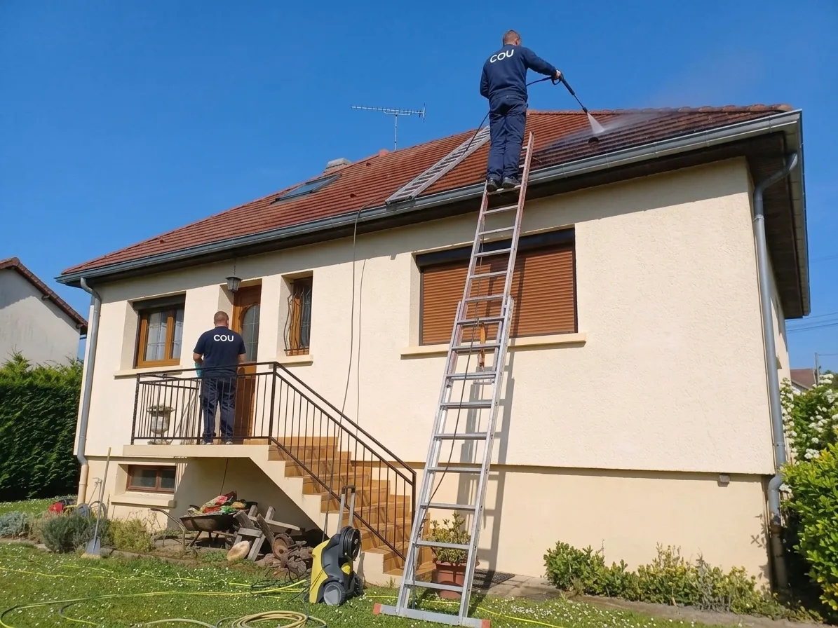 Démoussage de toiture à Lagny-sur-Marne